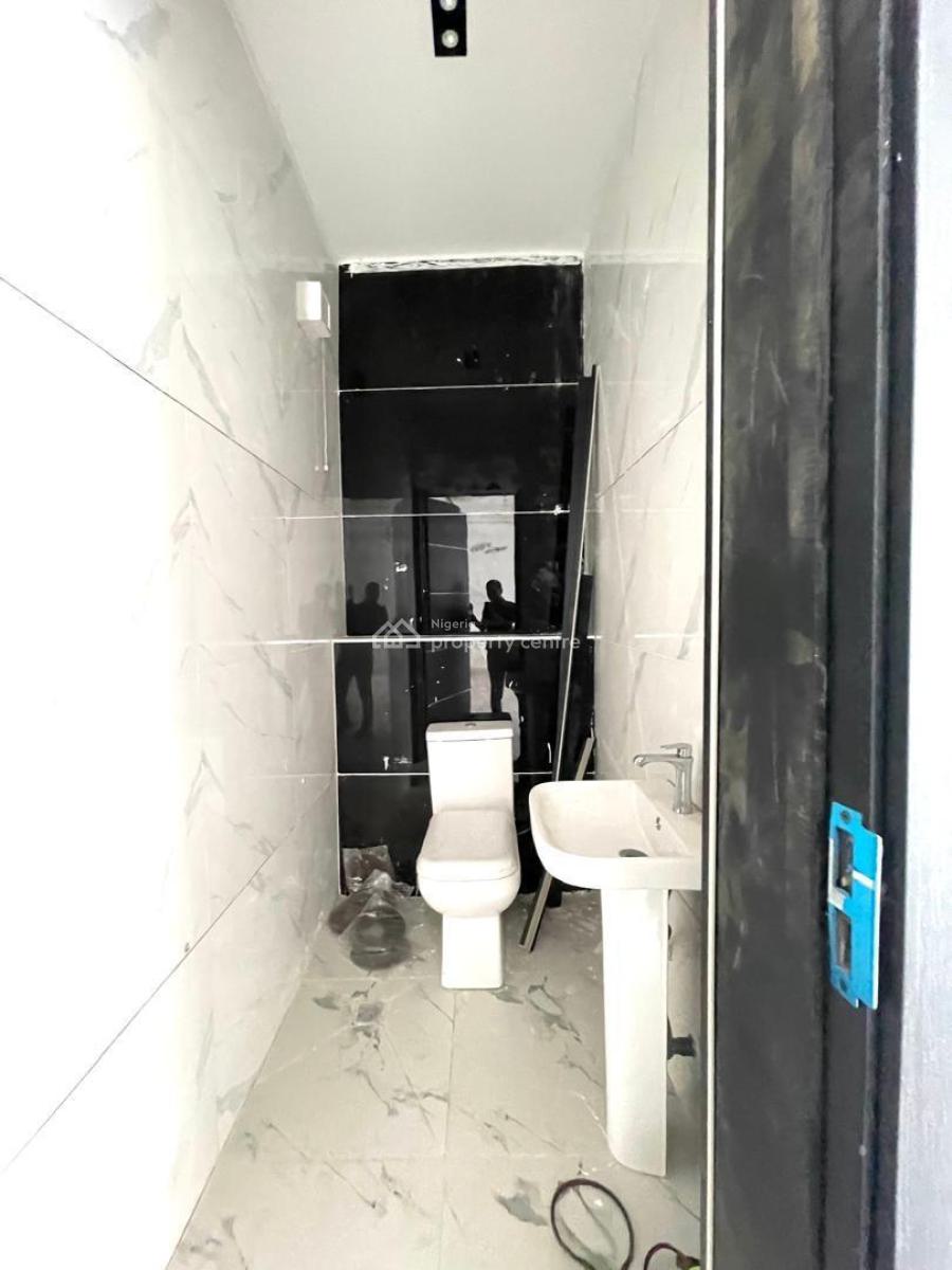 Luxury 2 Bedroom Apartment, Ologolo, Lekki, Lagos, Flat / Apartment for Sale