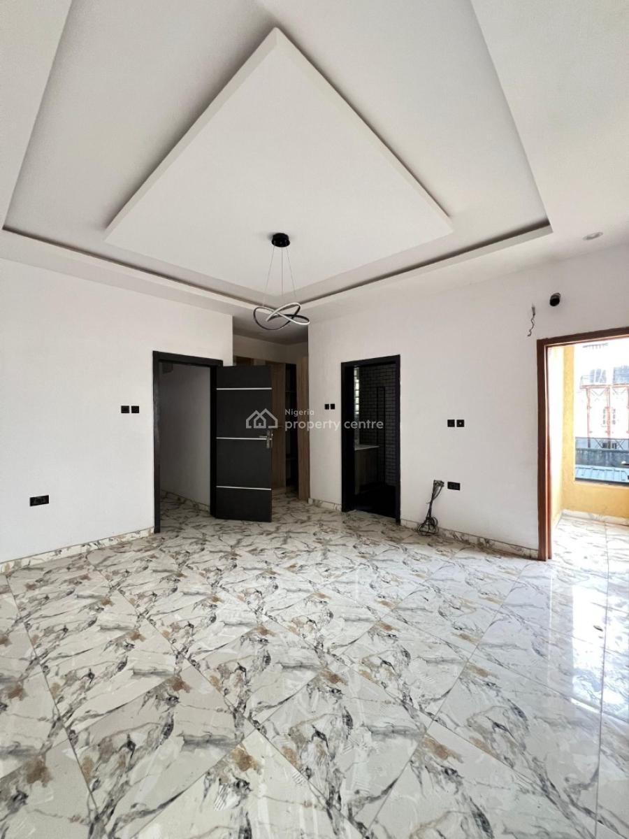 Elegant 4 Bedroom Terrace Duplex with Bq, Osapa, Lekki, Lagos, Terraced Duplex for Sale