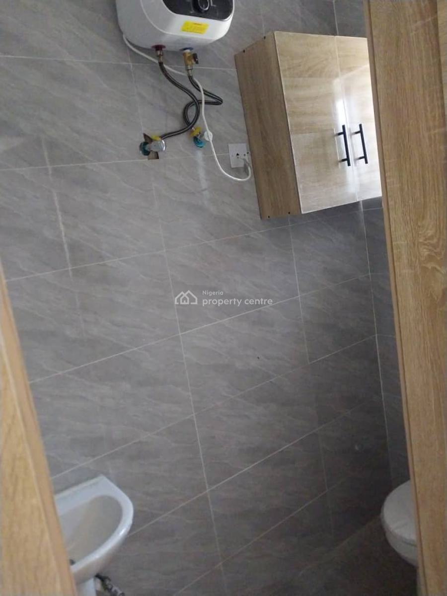 Brand New Luxury 3 Bedroom Terrace Duplex with Bq, Fara Park Estate, Sangotedo, Ajah, Lagos, Terraced Duplex for Rent