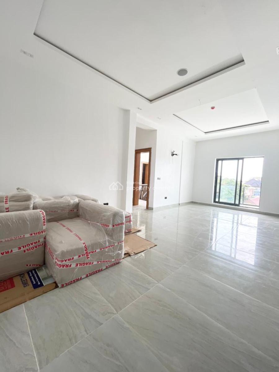 2 Bedroom Apartments with Swimming Pool & Elevator, Lekki Phase 1, Lekki, Lagos, Flat / Apartment for Sale