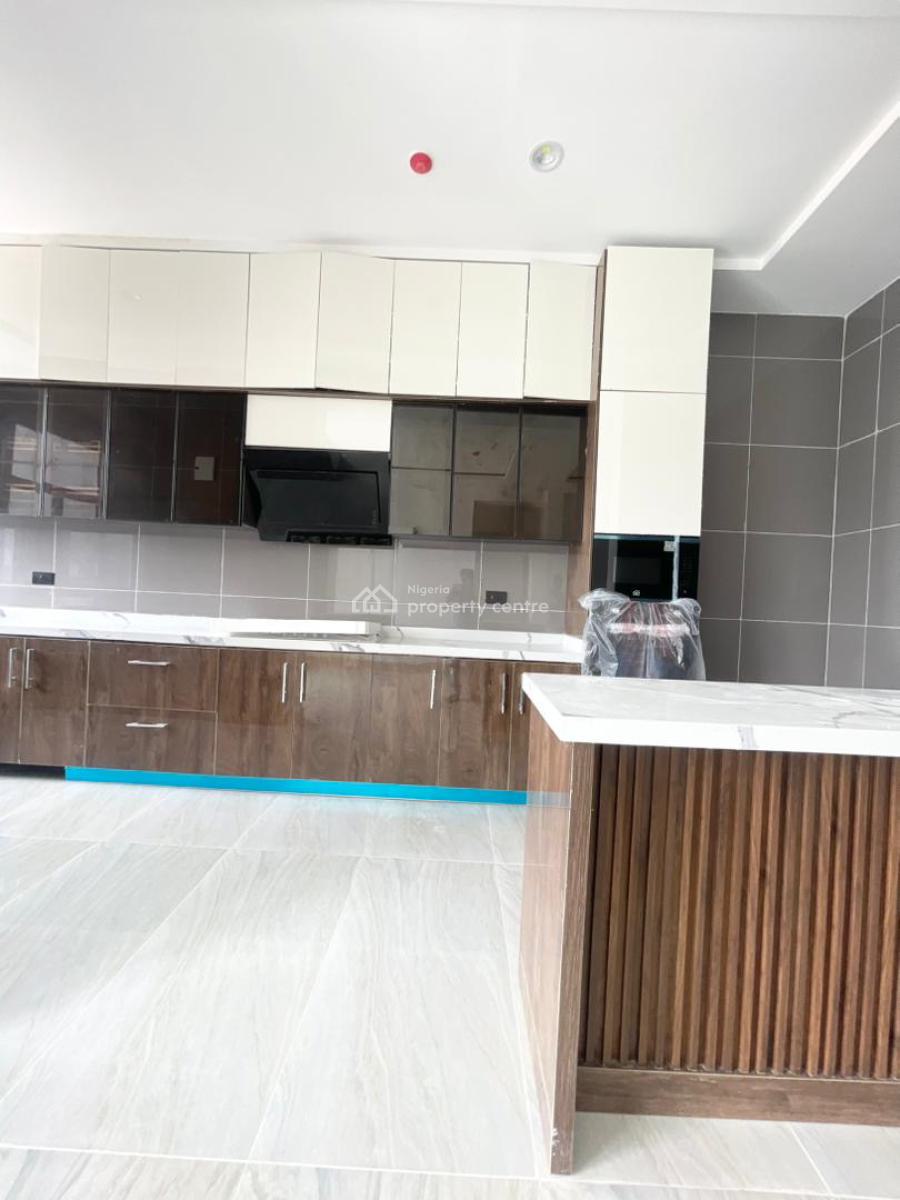 2 Bedroom Apartments with Swimming Pool & Elevator, Lekki Phase 1, Lekki, Lagos, Flat / Apartment for Sale