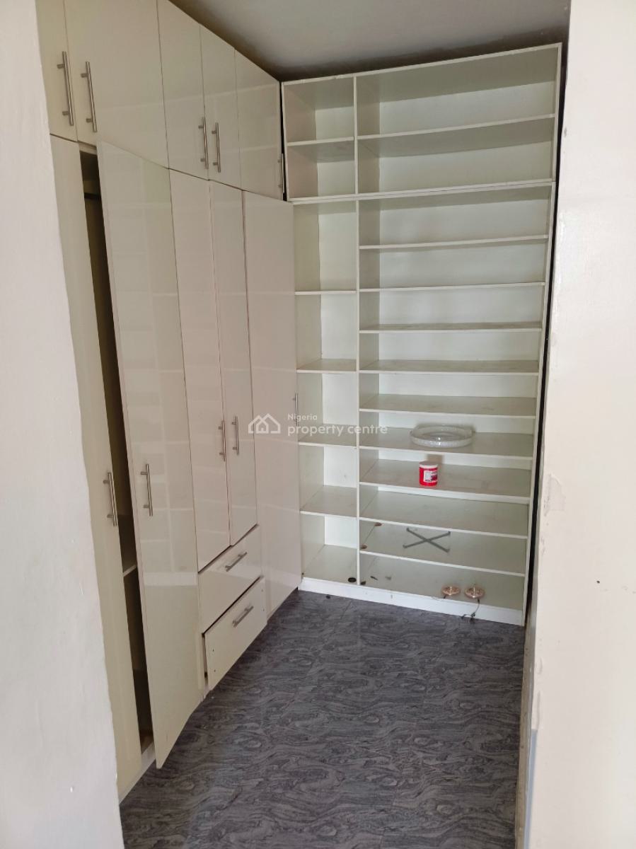 Spacious Master Bedroom with Minimum 18hrs Light, By Orchid Roundabout, Lekki, Lagos, Flat / Apartment for Rent