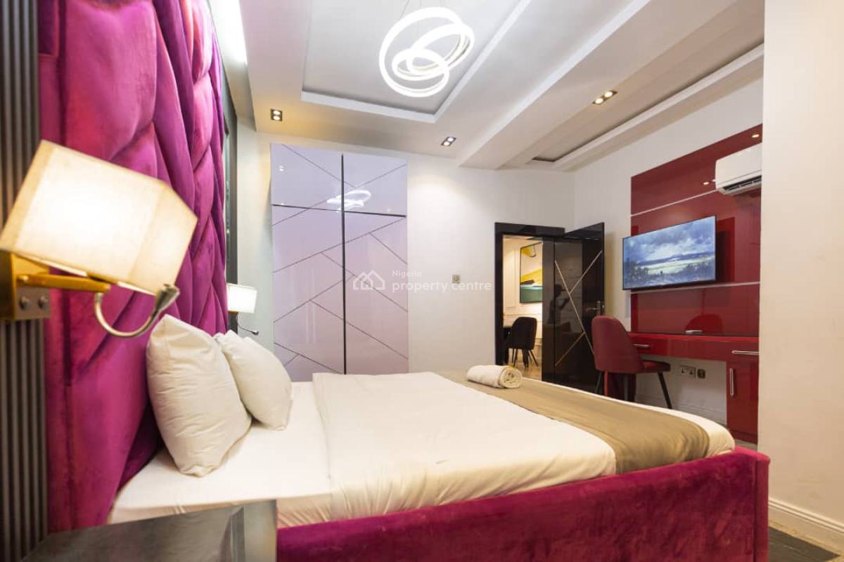 Luxury 3 Bedroom Apartment with Swimming Pool, Gym and Snooker Board, Katampe (main), Katampe, Abuja, Flat / Apartment Short Let