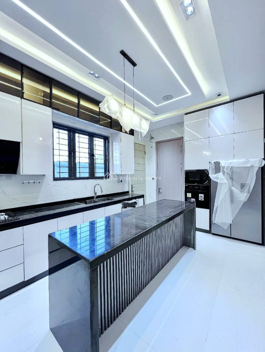 Spacious 5-bedroom Fully Detached Duplex, Lekki Phase 1, Lekki, Lagos, Detached Duplex for Sale