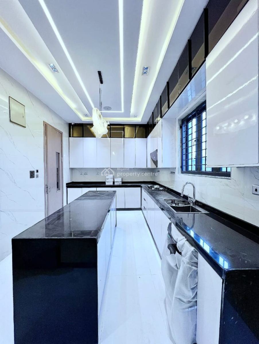 Spacious 5-bedroom Fully Detached Duplex, Lekki Phase 1, Lekki, Lagos, Detached Duplex for Sale