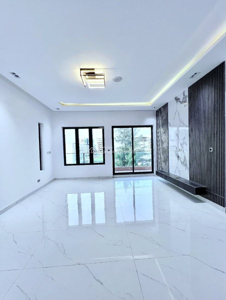 Spacious 5-bedroom Fully Detached Duplex, Lekki Phase 1, Lekki, Lagos, Detached Duplex for Sale