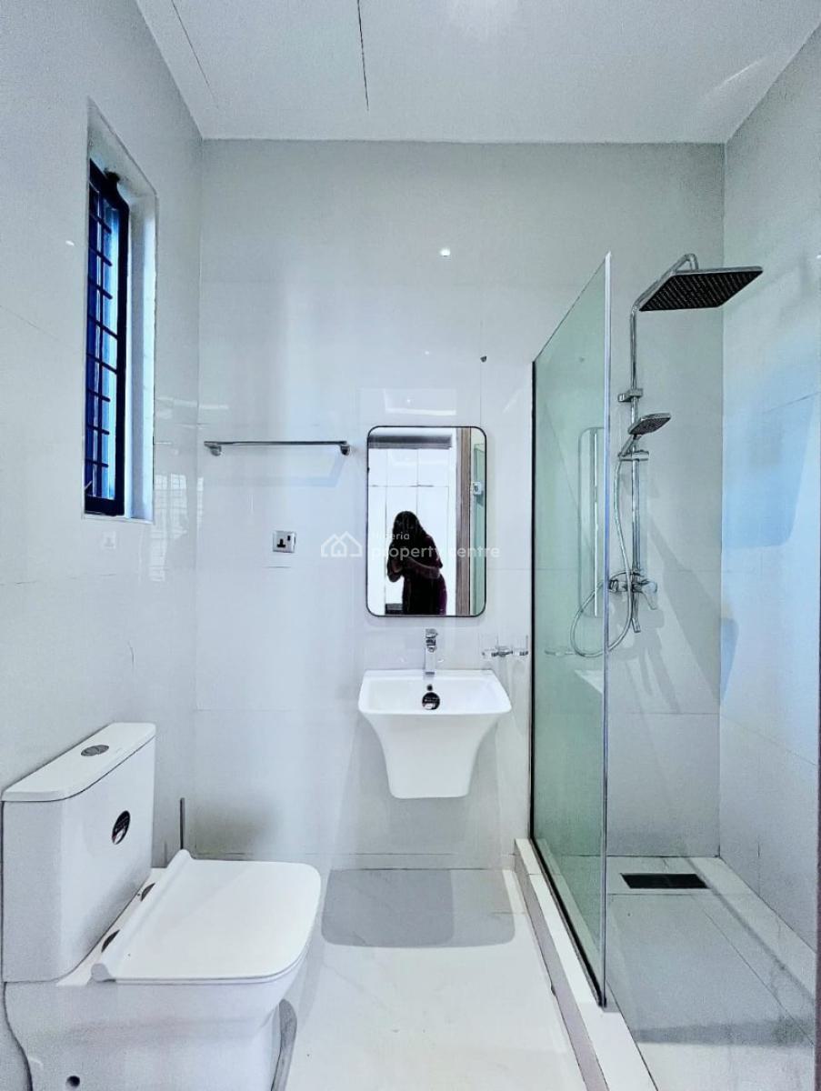 Spacious 5-bedroom Fully Detached Duplex, Lekki Phase 1, Lekki, Lagos, Detached Duplex for Sale