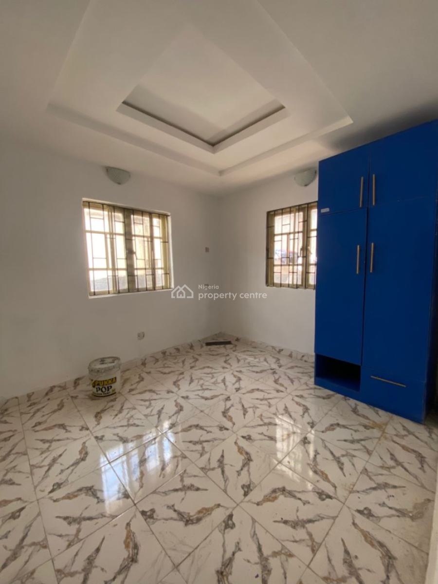 Fastest Fingers: Just Came Out, United Estate, Sangotedo, Ajah, Lagos, Mini Flat (room and Parlour) for Rent