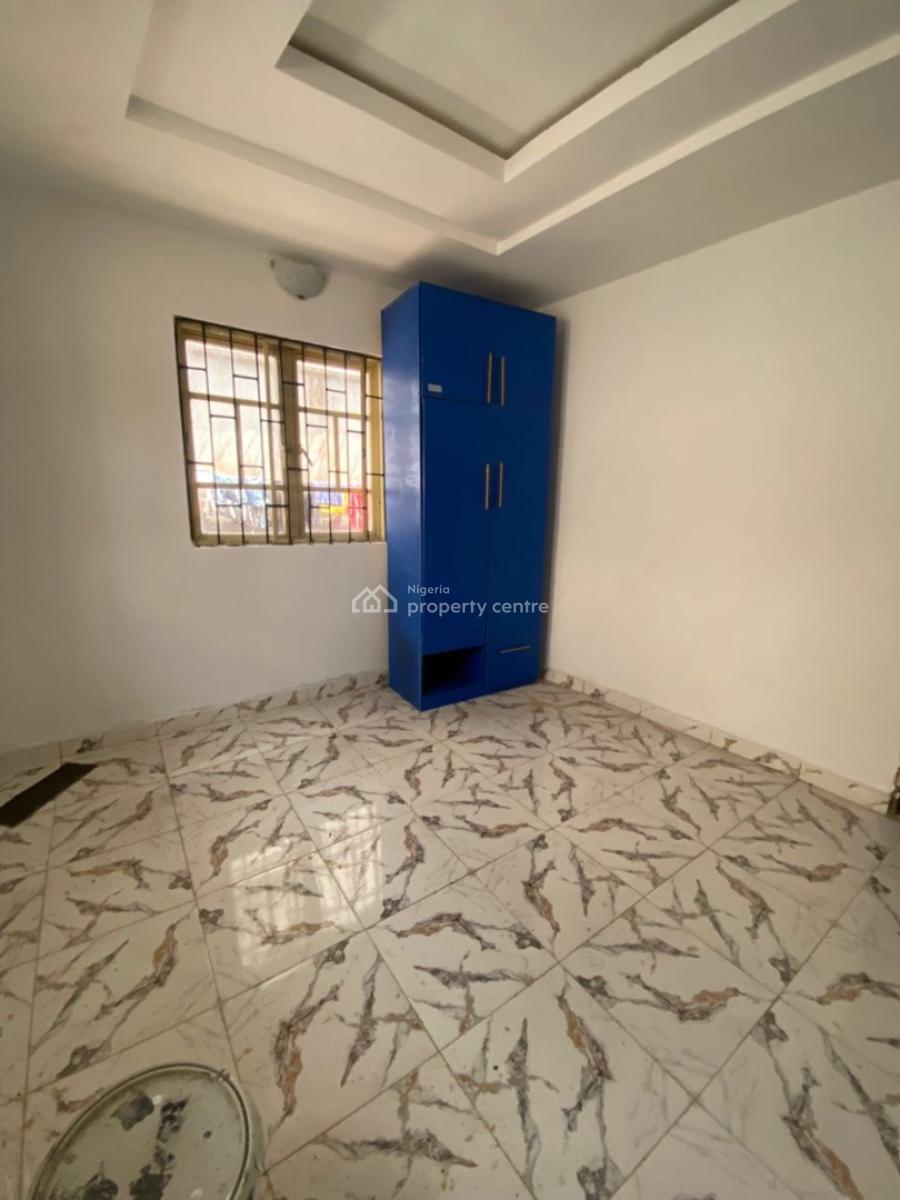 Fastest Fingers: Just Came Out, United Estate, Sangotedo, Ajah, Lagos, Mini Flat (room and Parlour) for Rent