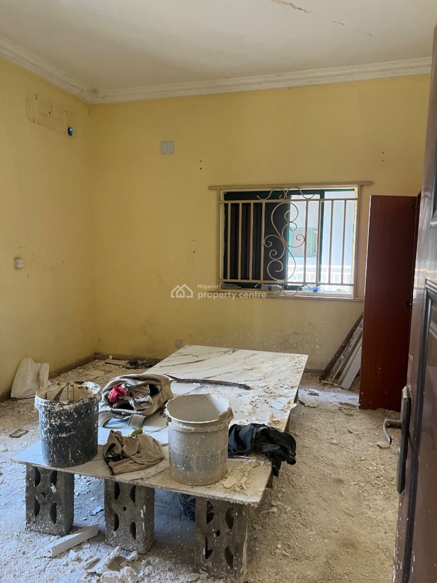 Renovated & Spacious 1 Bedroom Flat, 1st, 2nd, & Ground Floor Available, By Arab( Tarred Rd, Utako, Abuja, Flat / Apartment for Rent