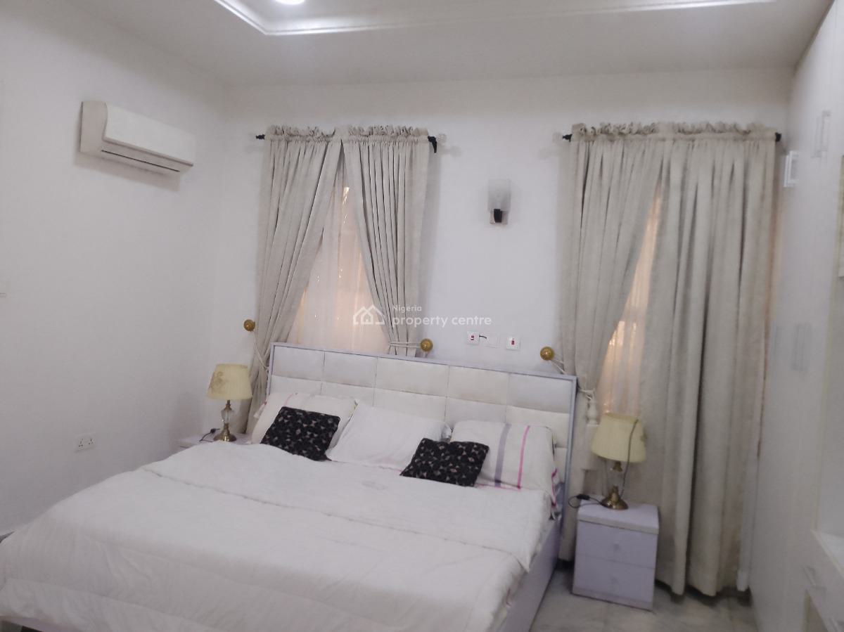 Luxury Furnished Two Bedroom Apartment with Inverter, Behind Nnpc Filling Station, Jahi, Abuja, Flat / Apartment for Rent