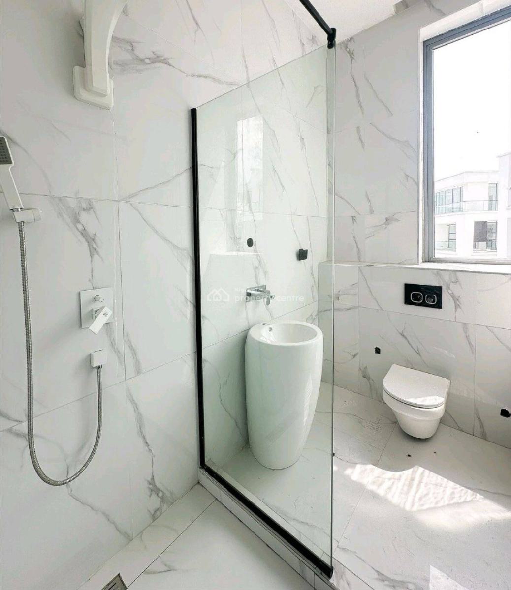 5 Bedroom Fully Detached House, Osapa, Lekki, Lagos, Detached Duplex for Sale