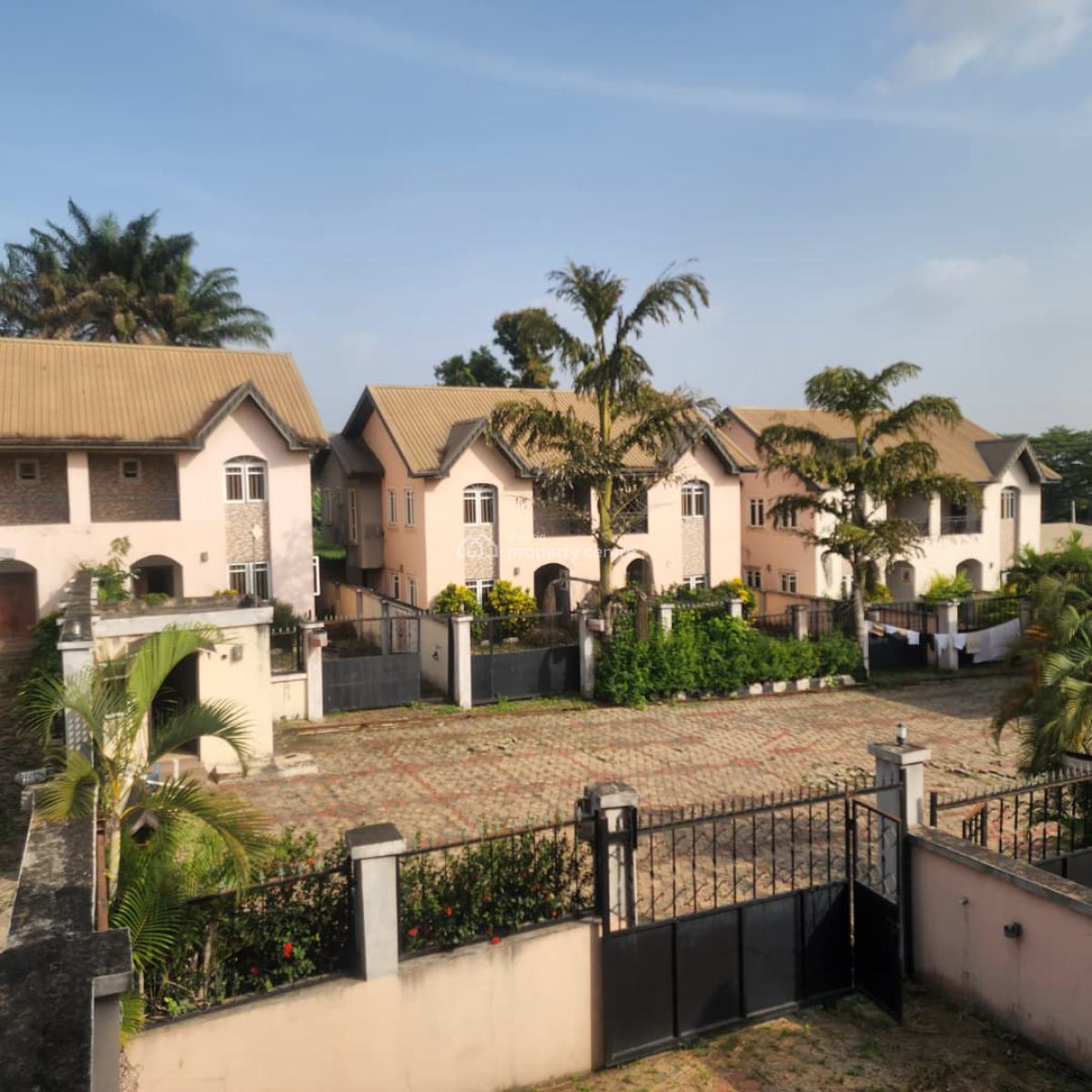 4 Bedroom Duplex with 12 Unit of Service Apartment & 16 Room Hotel, Jericho Gra, Ibadan, Oyo, Block of Flats for Sale