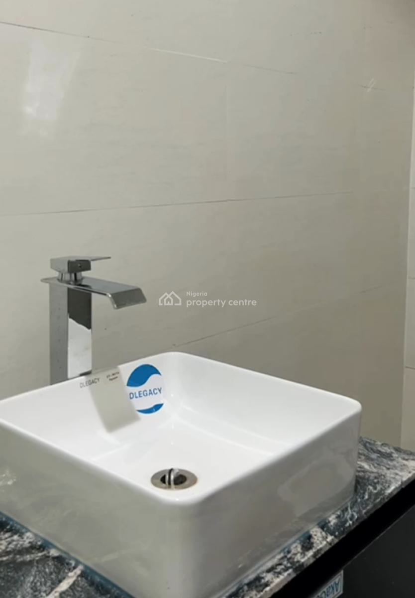 Newly Tastefully Built 20 Rooms Hotel, Mabushi, Abuja, Hotel / Guest House for Sale