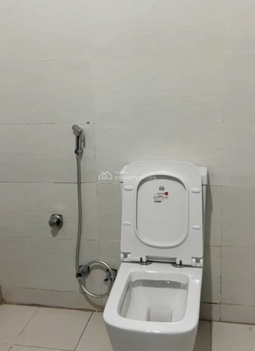 Newly Tastefully Built 20 Rooms Hotel, Mabushi, Abuja, Hotel / Guest House for Sale