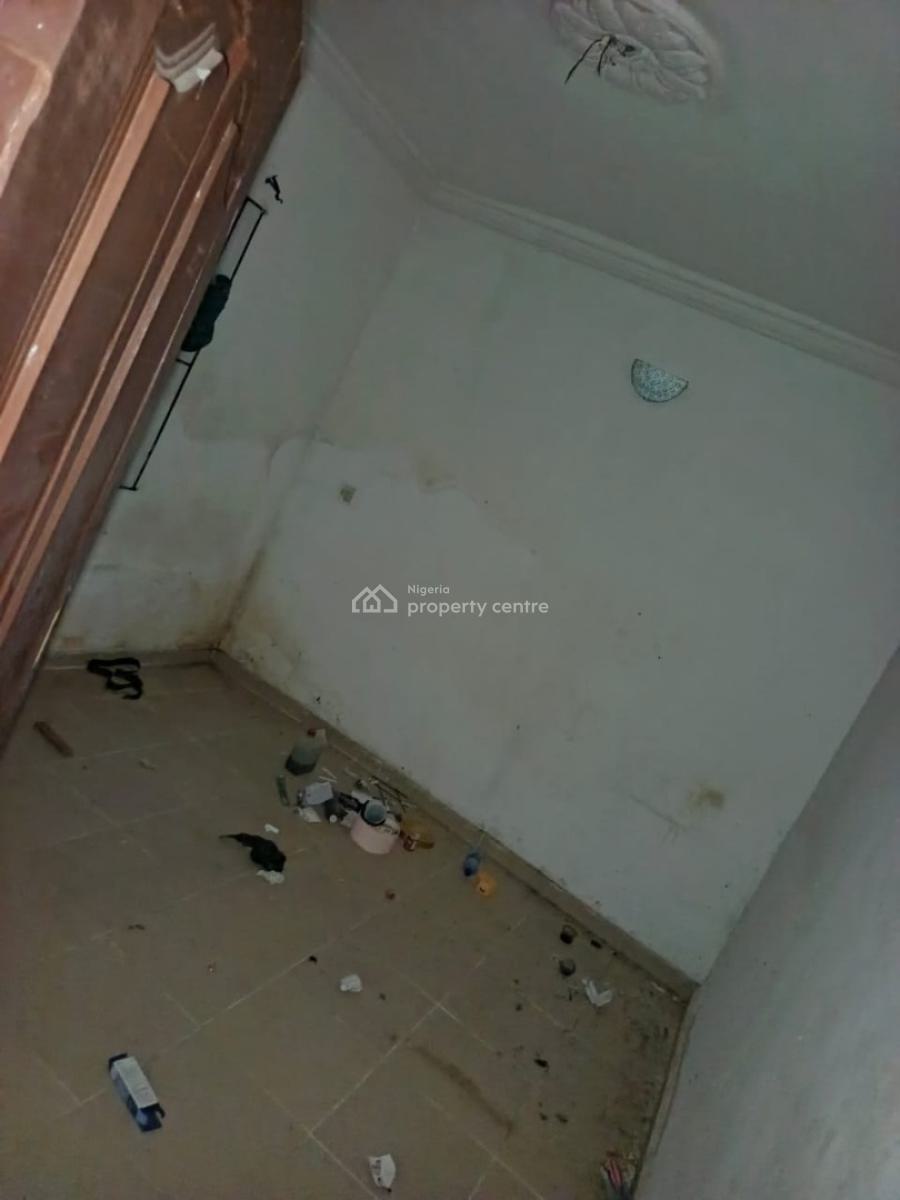 Well Renovated 2 Bedroom Flat with Pop Kitchen, Iyana Ipaja, Ipaja, Lagos, Flat / Apartment for Rent