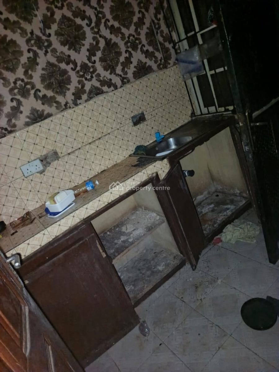 Well Renovated 2 Bedroom Flat with Pop Kitchen, Iyana Ipaja, Ipaja, Lagos, Flat / Apartment for Rent