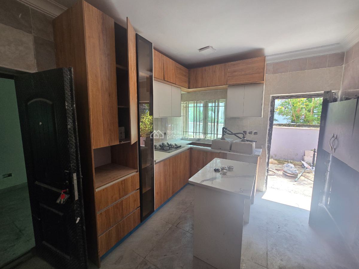 Newly Renovated Self Serviced  3-bedroom Flat Apartment, Ikate Elegushi, Lekki Phase 1, Lekki, Lagos, Flat / Apartment for Rent