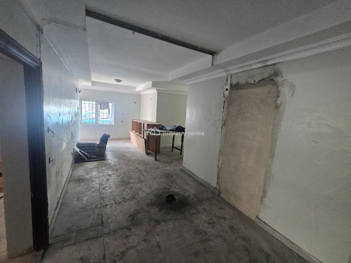 Newly Renovated Self Serviced  3-bedroom Flat Apartment, Ikate Elegushi, Lekki Phase 1, Lekki, Lagos, Flat / Apartment for Rent