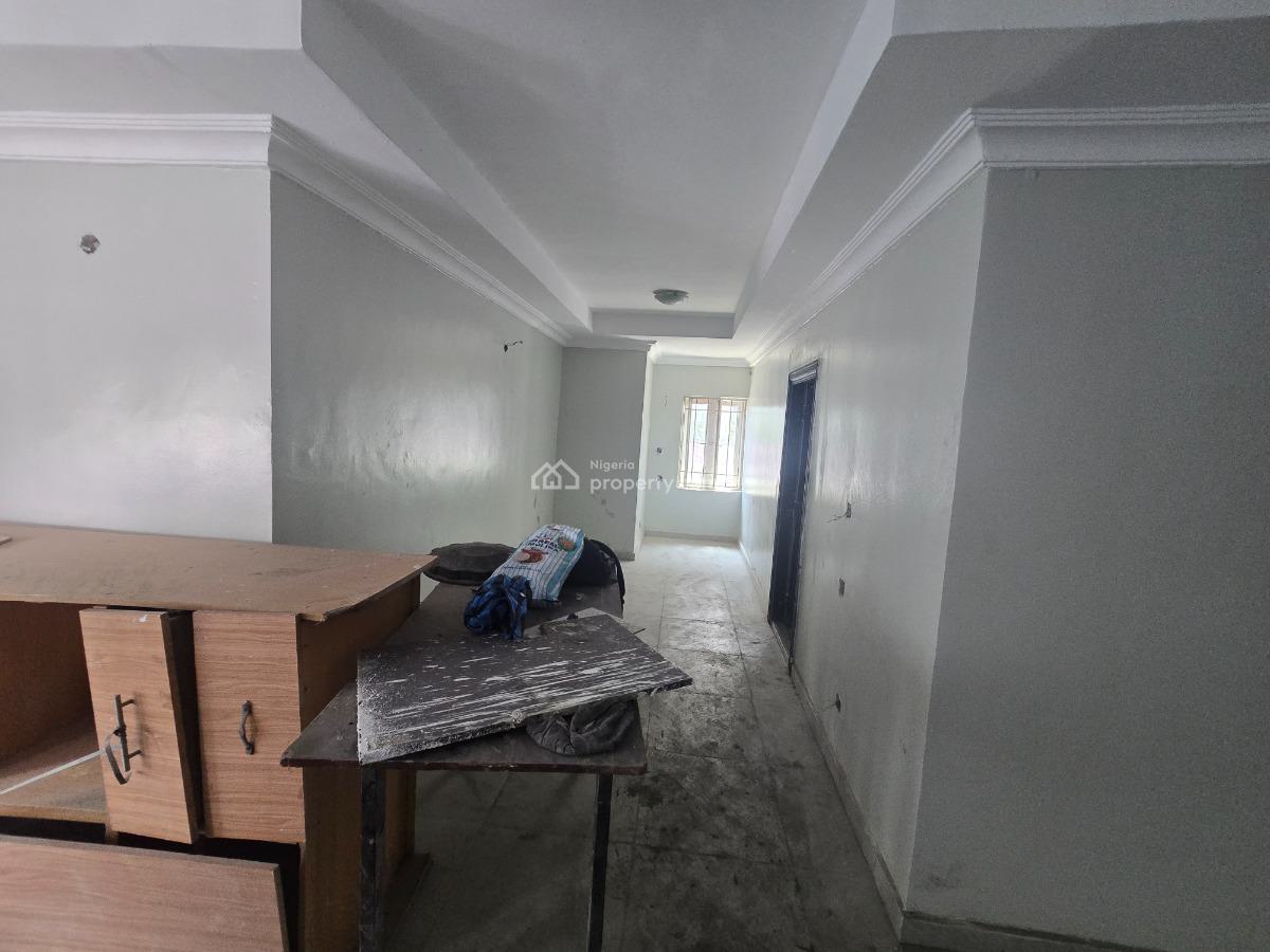 Newly Renovated Self Serviced  3-bedroom Flat Apartment, Ikate Elegushi, Lekki Phase 1, Lekki, Lagos, Flat / Apartment for Rent