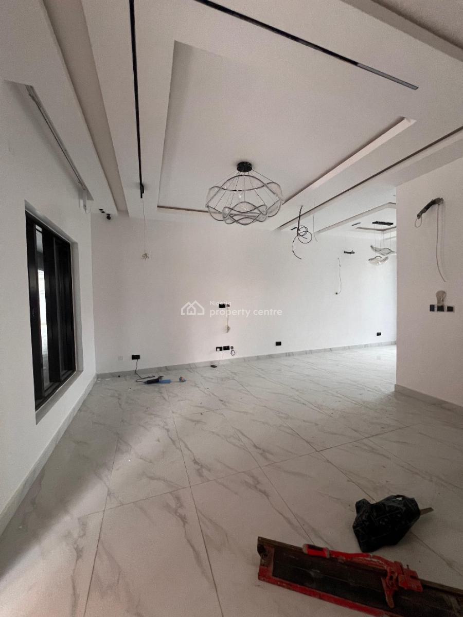 Stunning 4 Bedroom Terrace with Bq, Pool and Gym, Lekki Phase 1, Lekki, Lagos, Terraced Duplex for Sale