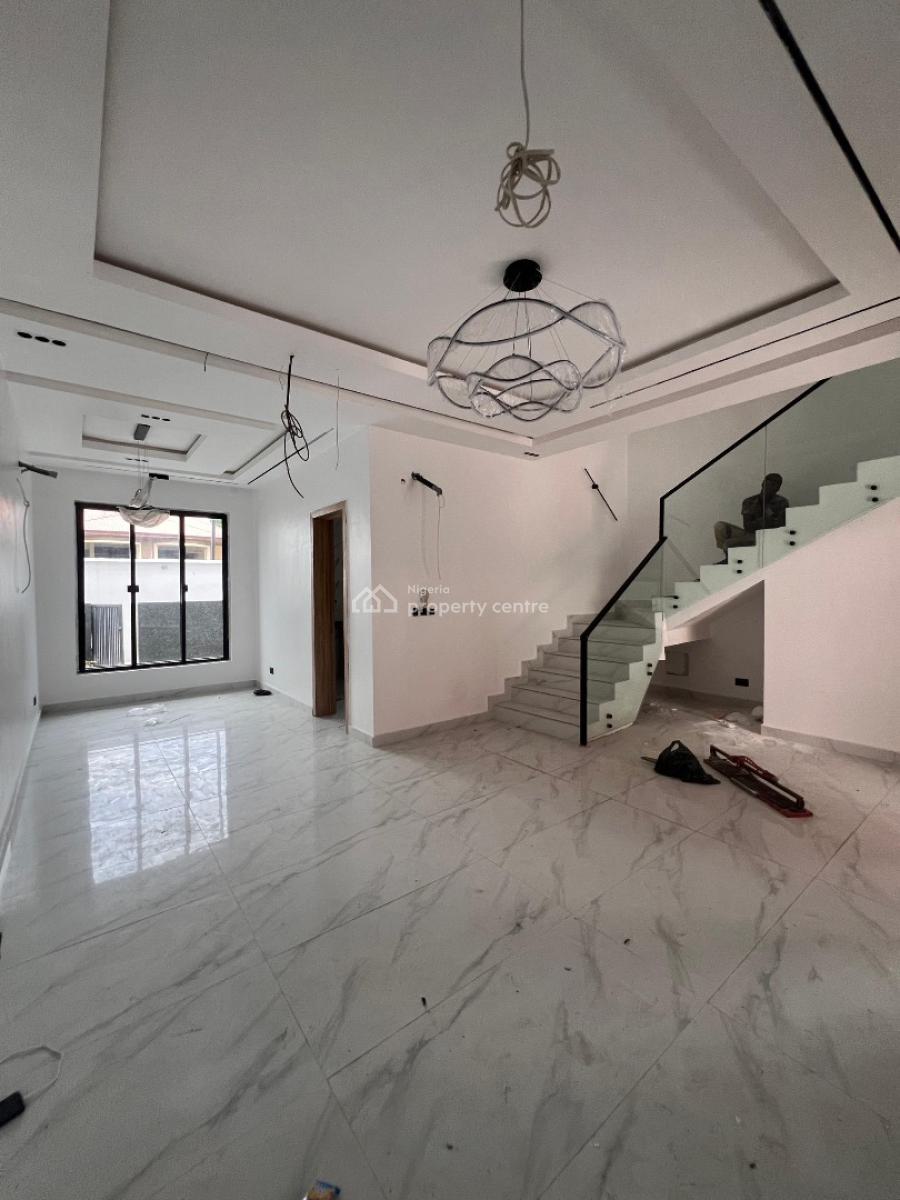 Stunning 4 Bedroom Terrace with Bq, Pool and Gym, Lekki Phase 1, Lekki, Lagos, Terraced Duplex for Sale