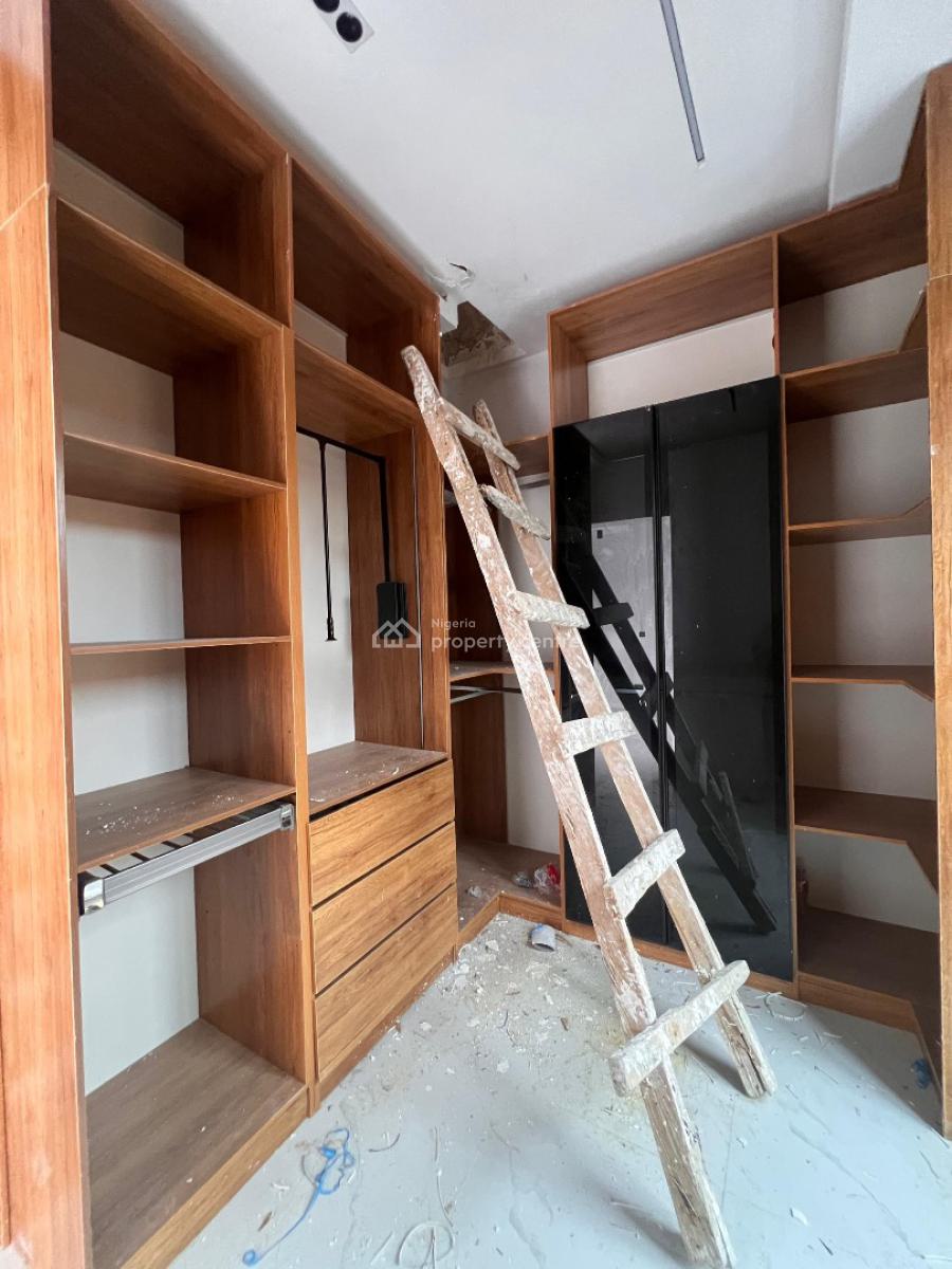 Stunning 4 Bedroom Terrace with Bq, Pool and Gym, Lekki Phase 1, Lekki, Lagos, Terraced Duplex for Sale