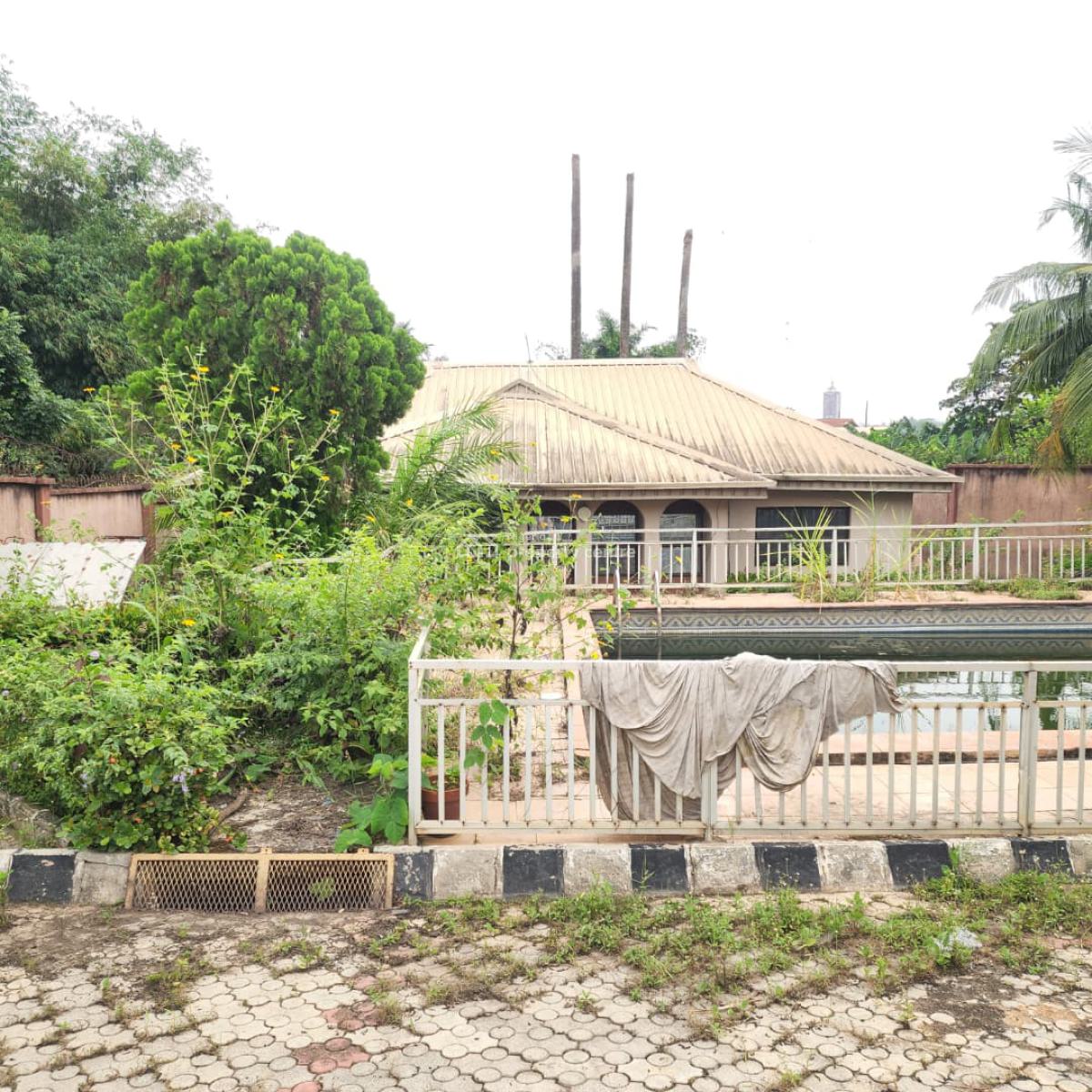 18 Bedrooms House with Swimming Pool, Ajoke Estate Jericho, Ibadan, Oyo, Detached Bungalow for Sale