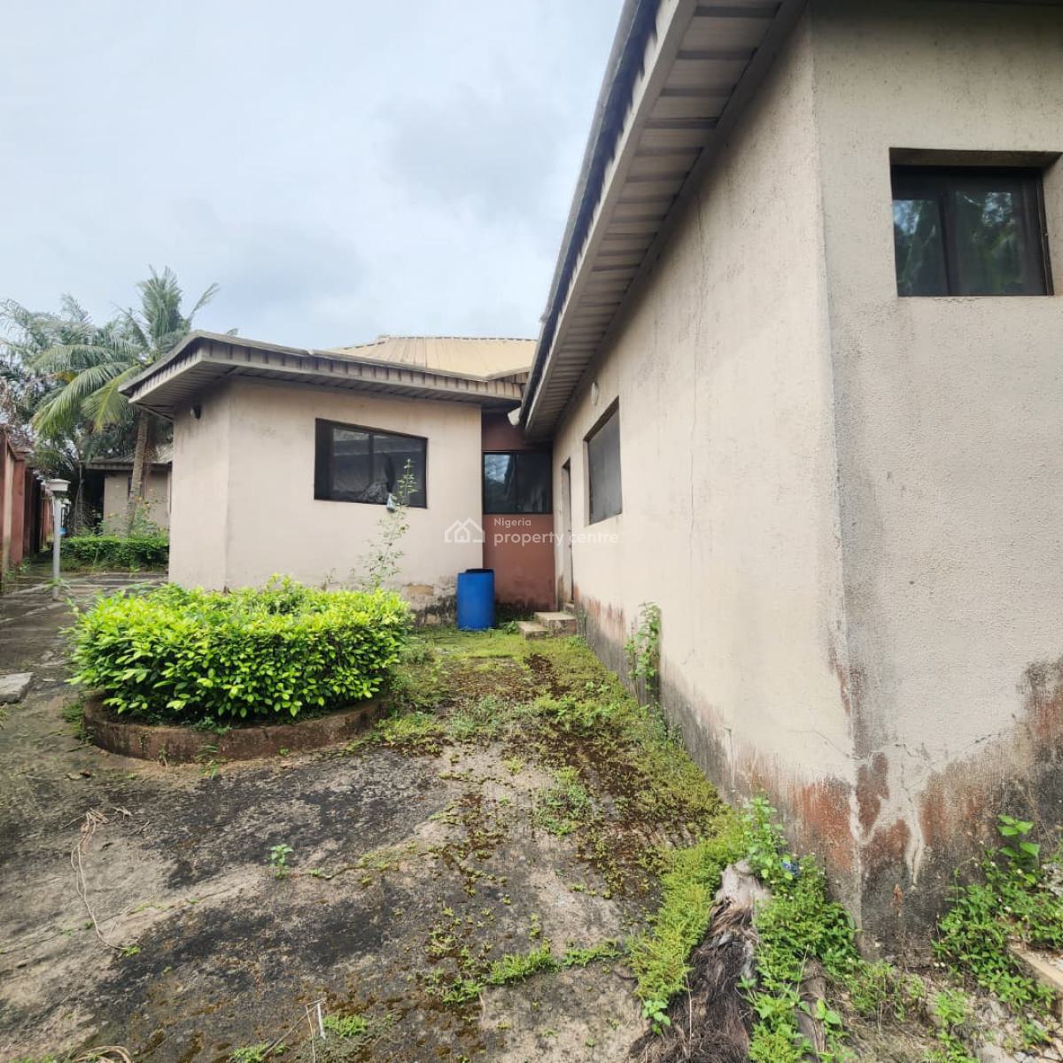 18 Bedrooms House with Swimming Pool, Ajoke Estate Jericho, Ibadan, Oyo, Detached Bungalow for Sale