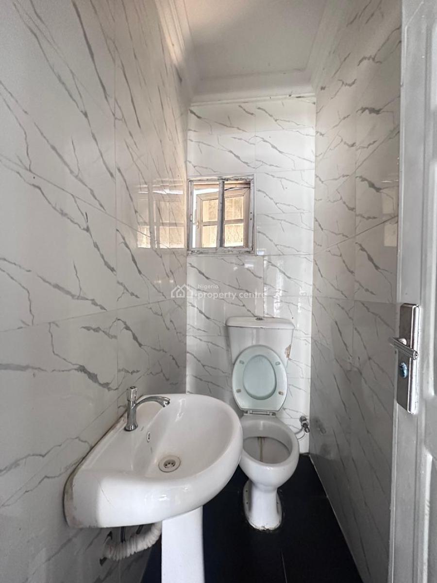 Serviced 2 Bedroom Apartment in a Serene Location, Lekki Phase 1, Lekki, Lagos, Flat / Apartment for Rent