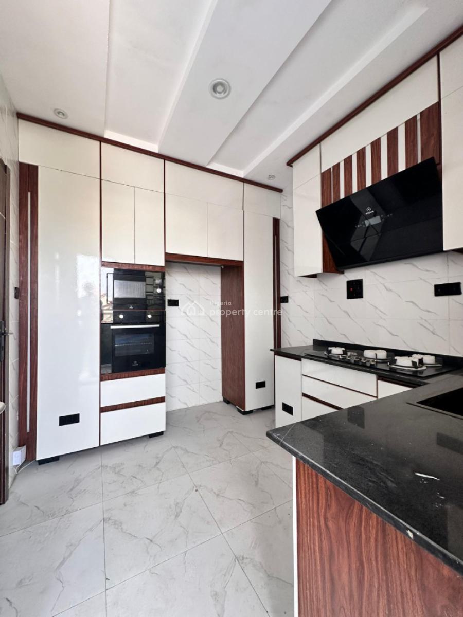 Beautifully Designed 2 Bedroom Apartment, Lekki, Lagos, Block of Flats for Sale