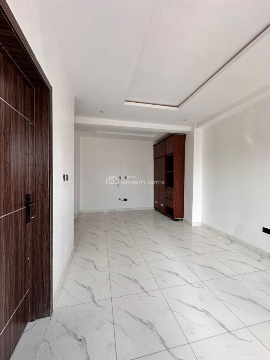 Beautifully Designed 2 Bedroom Apartment, Lekki, Lagos, Block of Flats for Sale