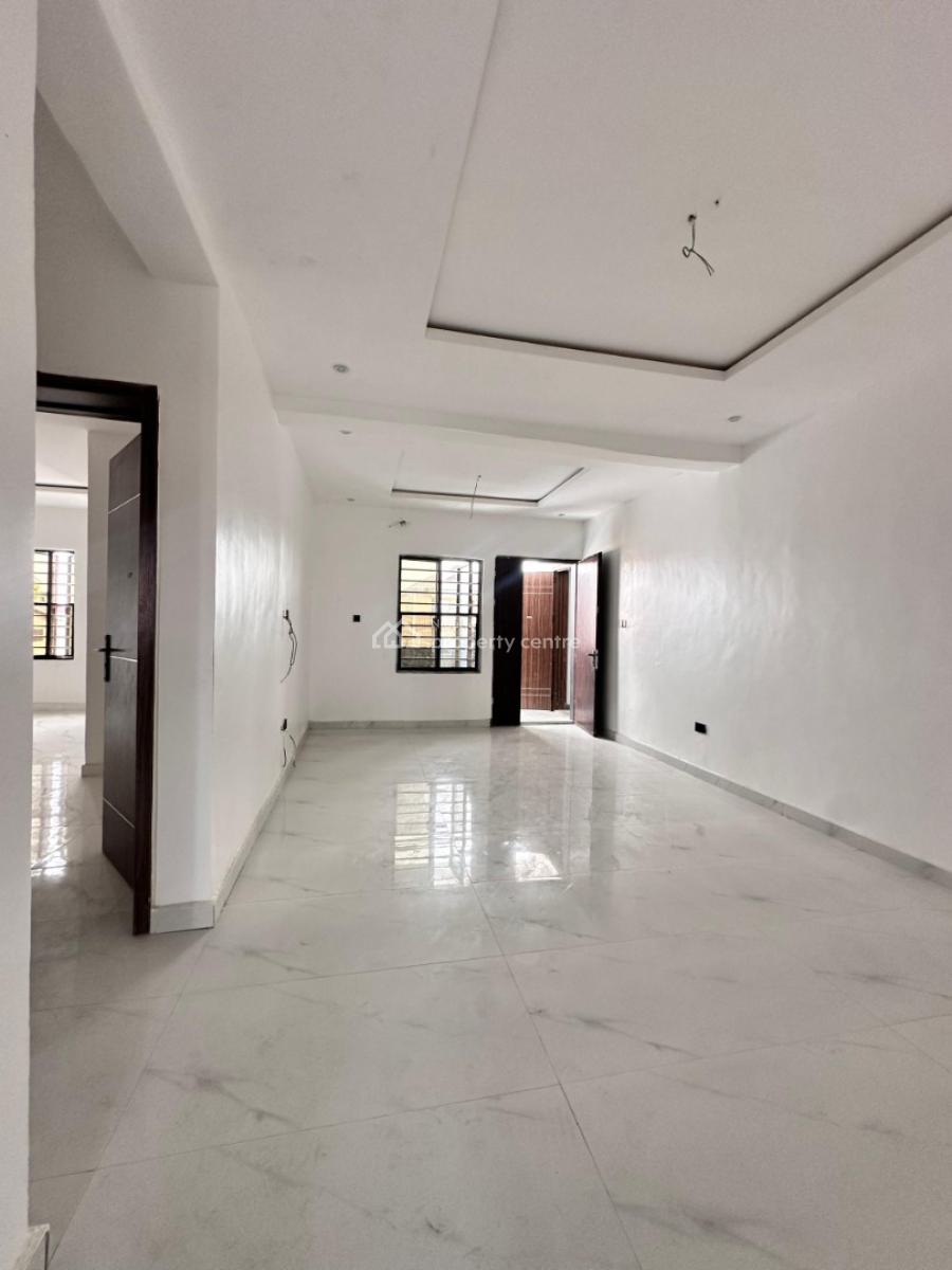 Beautifully Designed 2 Bedroom Apartment, Lekki, Lagos, Block of Flats for Sale