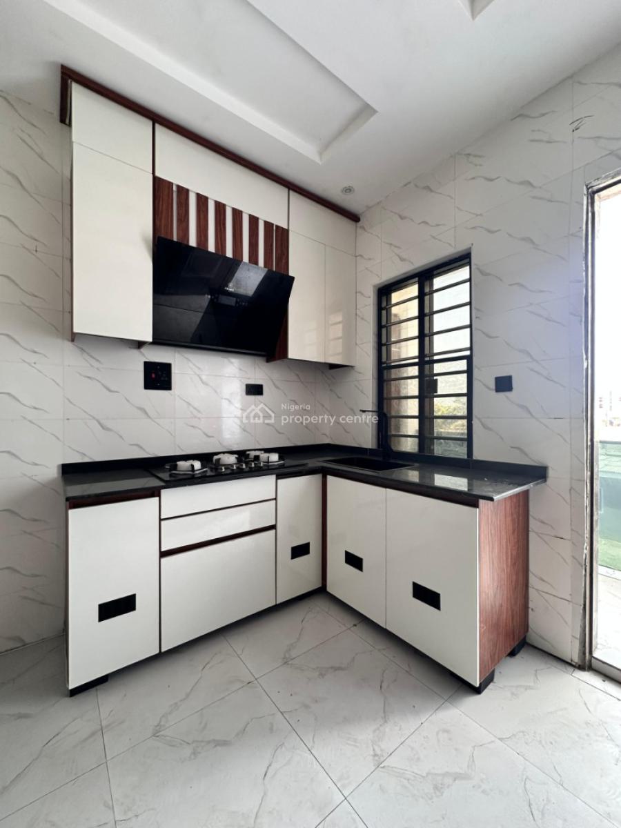 Beautifully Designed 2 Bedroom Apartment, Lekki, Lagos, Block of Flats for Sale