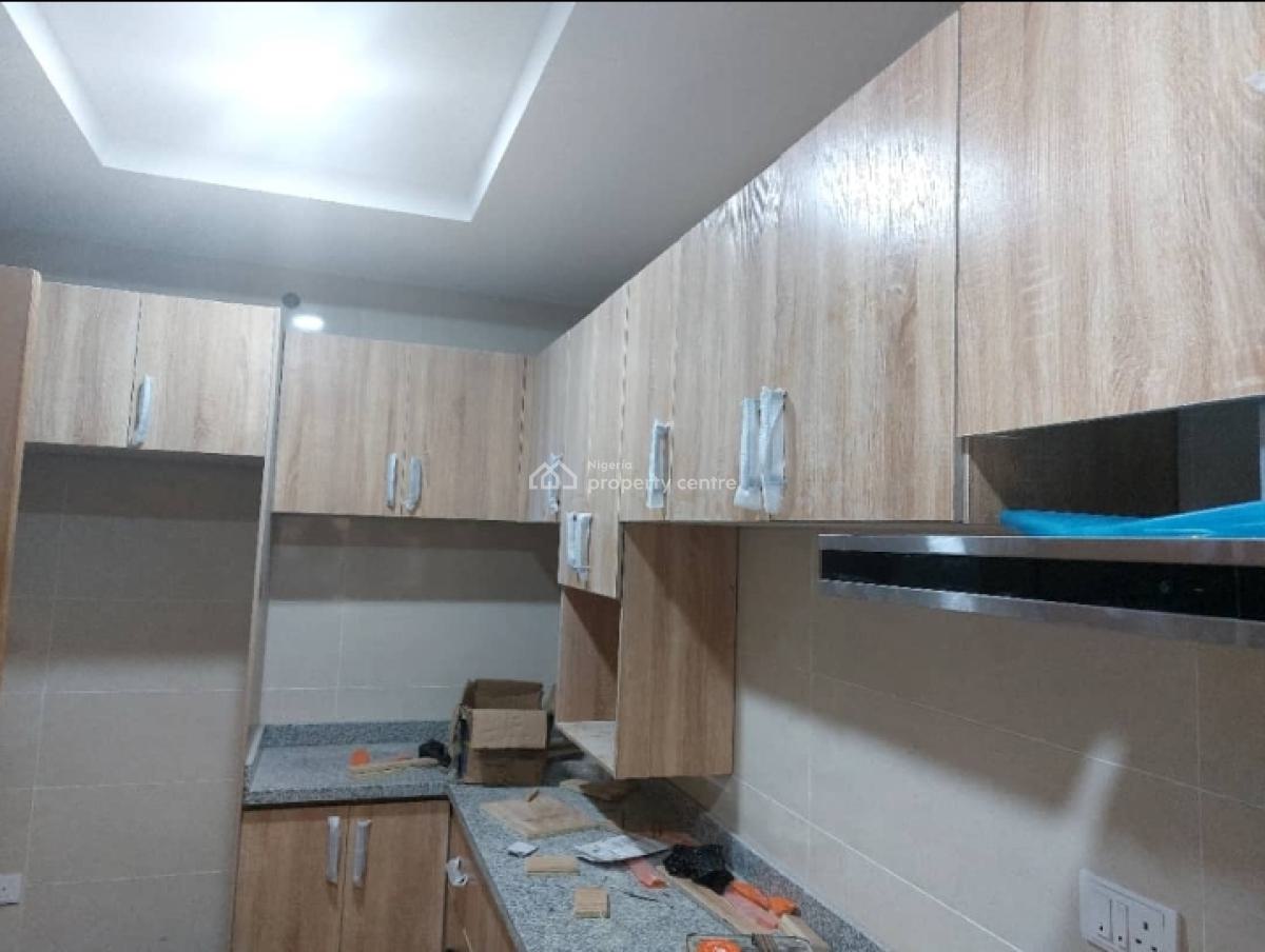 Exquisitely 3 Bedroom Apartment with a Bq, Ikeja, Lagos, Flat / Apartment for Rent