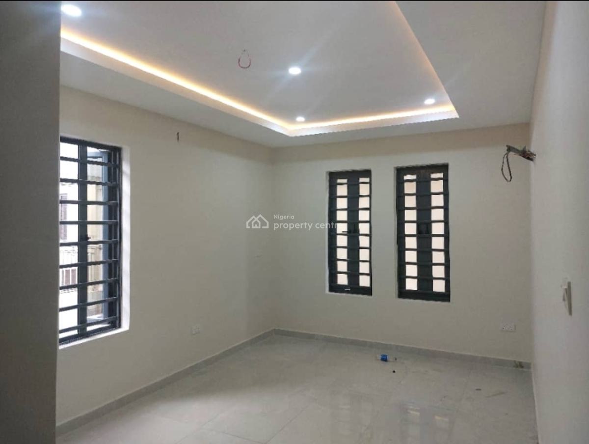 Exquisitely 3 Bedroom Apartment with a Bq, Ikeja, Lagos, Flat / Apartment for Rent