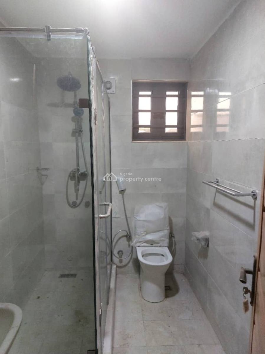 Exquisitely 3 Bedroom Apartment with a Bq, Ikeja, Lagos, Flat / Apartment for Rent