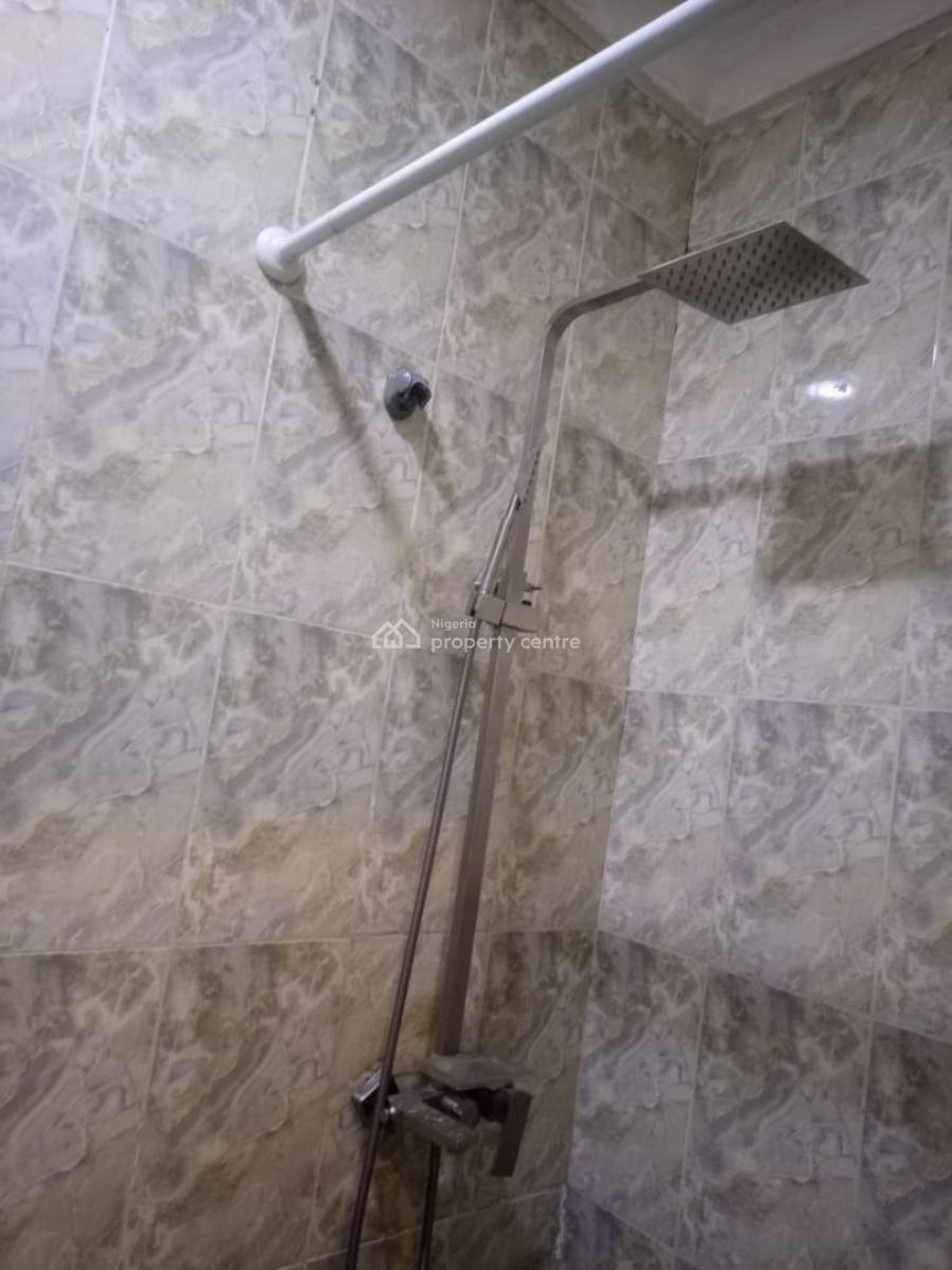 a Nice 1 Bedroom Flat / Apartment (upstair)*, in an Estate, Ikate Elegushi, Lekki, Lagos, Mini Flat (room and Parlour) for Rent