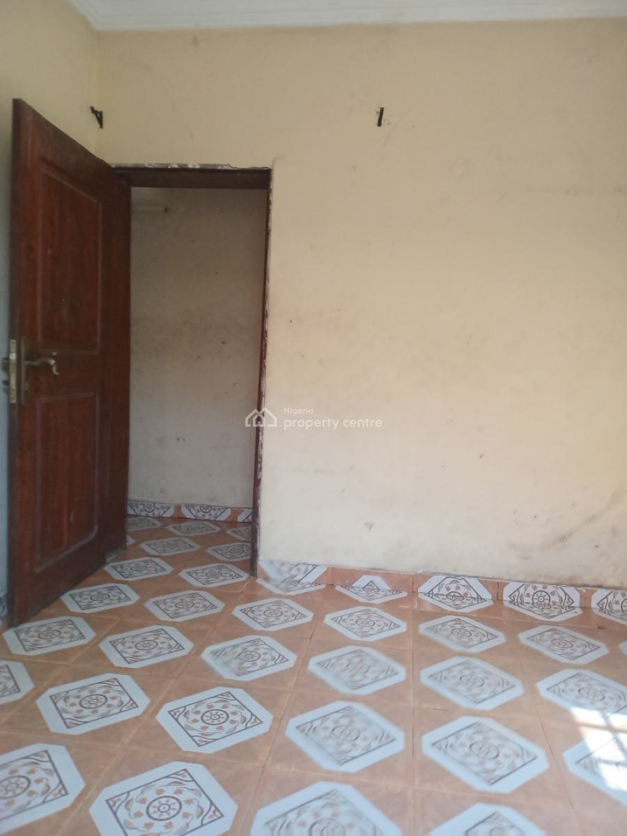 Neatly Used Miniflat Downstairs Apartment with P.o.p Ceilings, Awoyaya, Ibeju Lekki, Lagos, Mini Flat (room and Parlour) for Rent