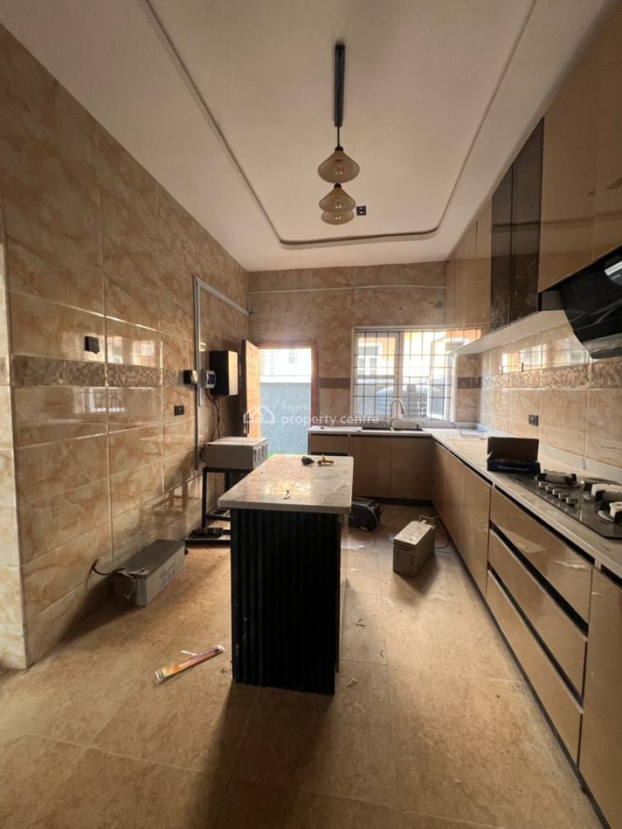 Classic 5 Bedroom Fully Detached Duplex with 2 Bqs in a Secure Estate, Idado, Lekki, Lagos, Detached Duplex for Sale