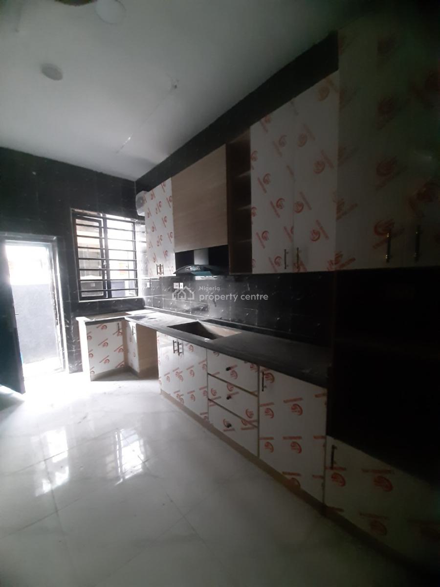 4 Bedroom Terrace Duplex, Chevron Drive, Lekki Phase 2, Lekki, Lagos, Terraced Duplex for Sale