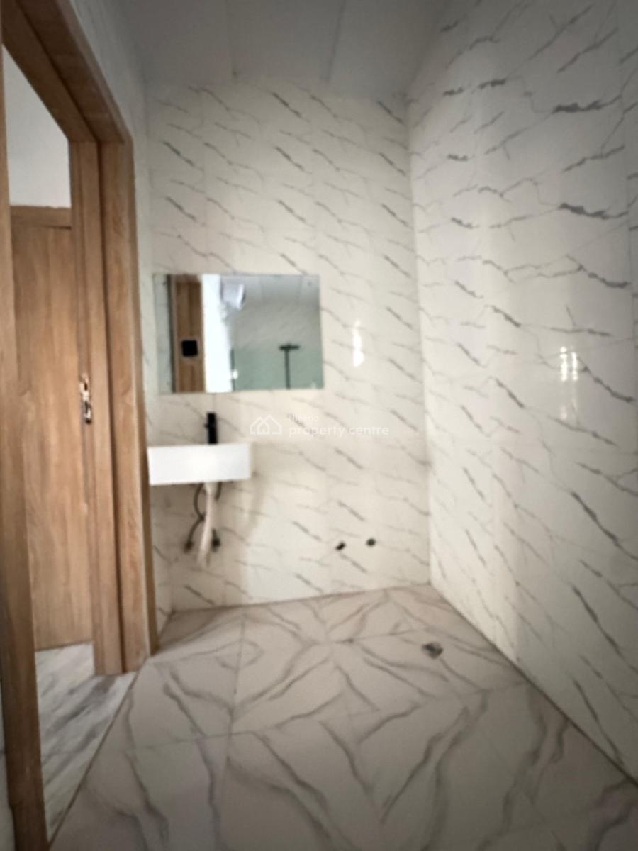 Cozy 3  Bedroom Semi-detached  Duplex with a Bq, Ikate, Lekki, Lagos, Semi-detached Duplex for Sale