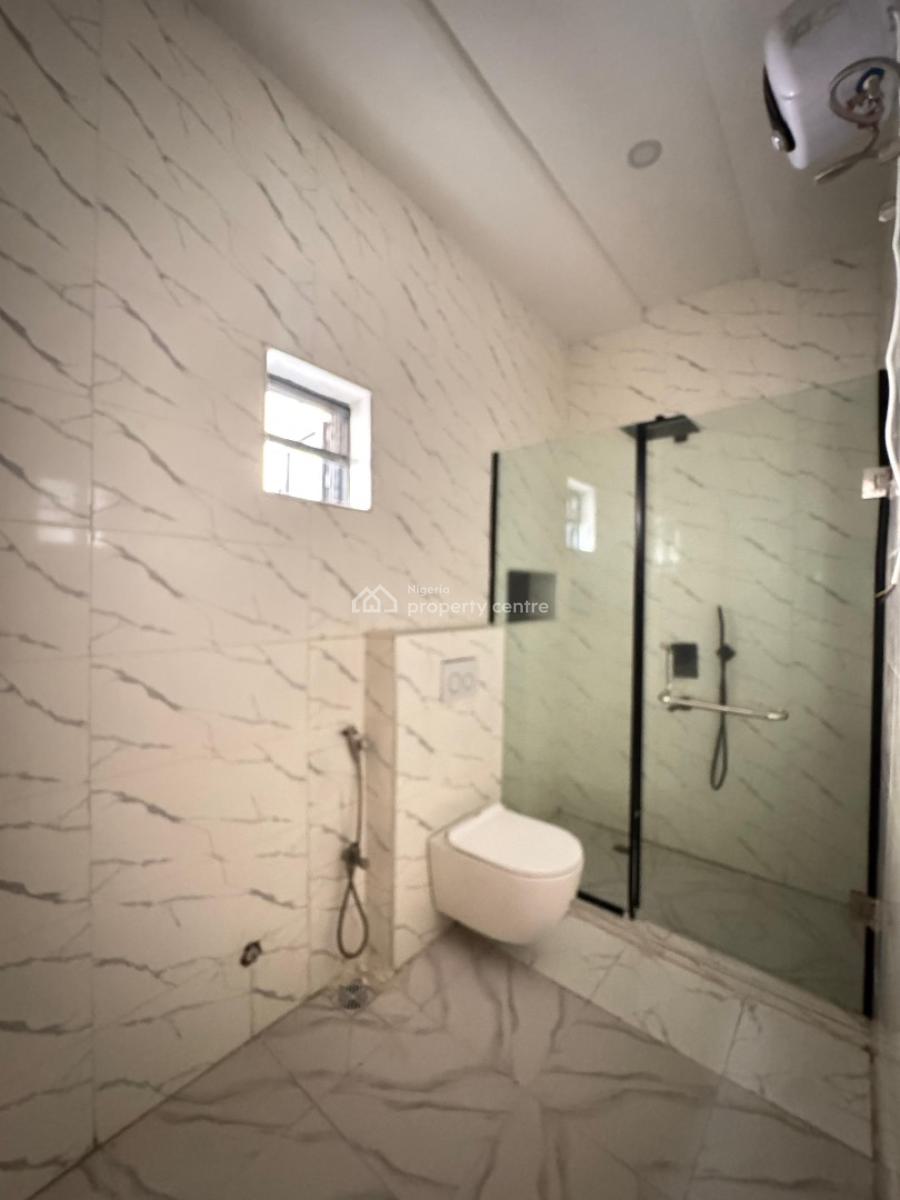 Cozy 3  Bedroom Semi-detached  Duplex with a Bq, Ikate, Lekki, Lagos, Semi-detached Duplex for Sale