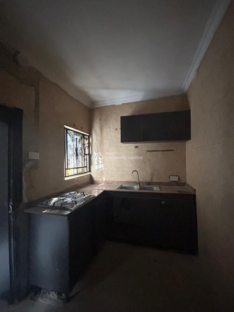 2-bedroom Apartment- Lekki Phase 1, Lekki Phase 1, Lekki, Lagos, Flat / Apartment for Rent