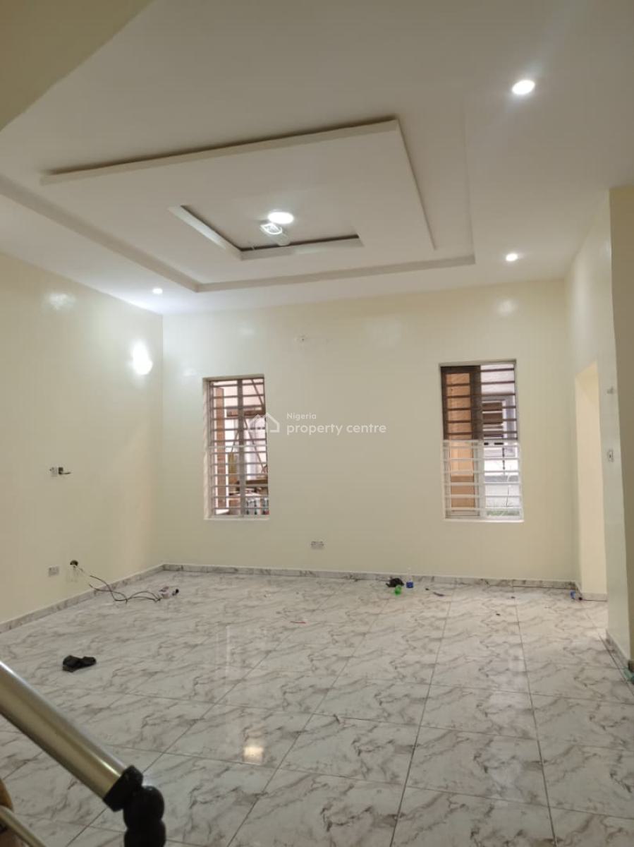 4 Bedroom Semi-detached Duplex with Bq, White Oak Estate, Ologolo, Lekki, Lagos, Semi-detached Duplex for Rent