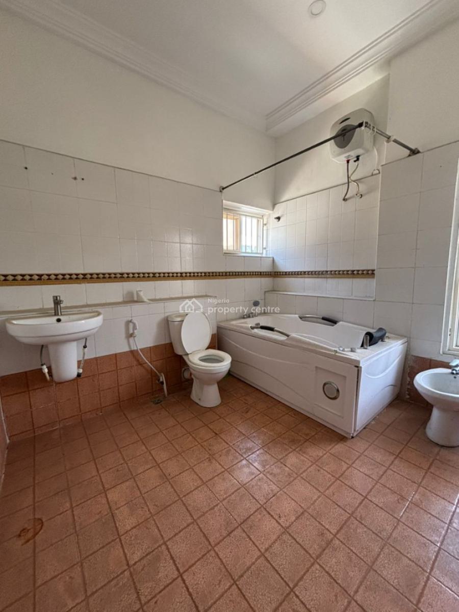 Well-maintained 4-bedroom Duplex with Bq, Lekki Phase 1, Lekki, Lagos, House for Rent