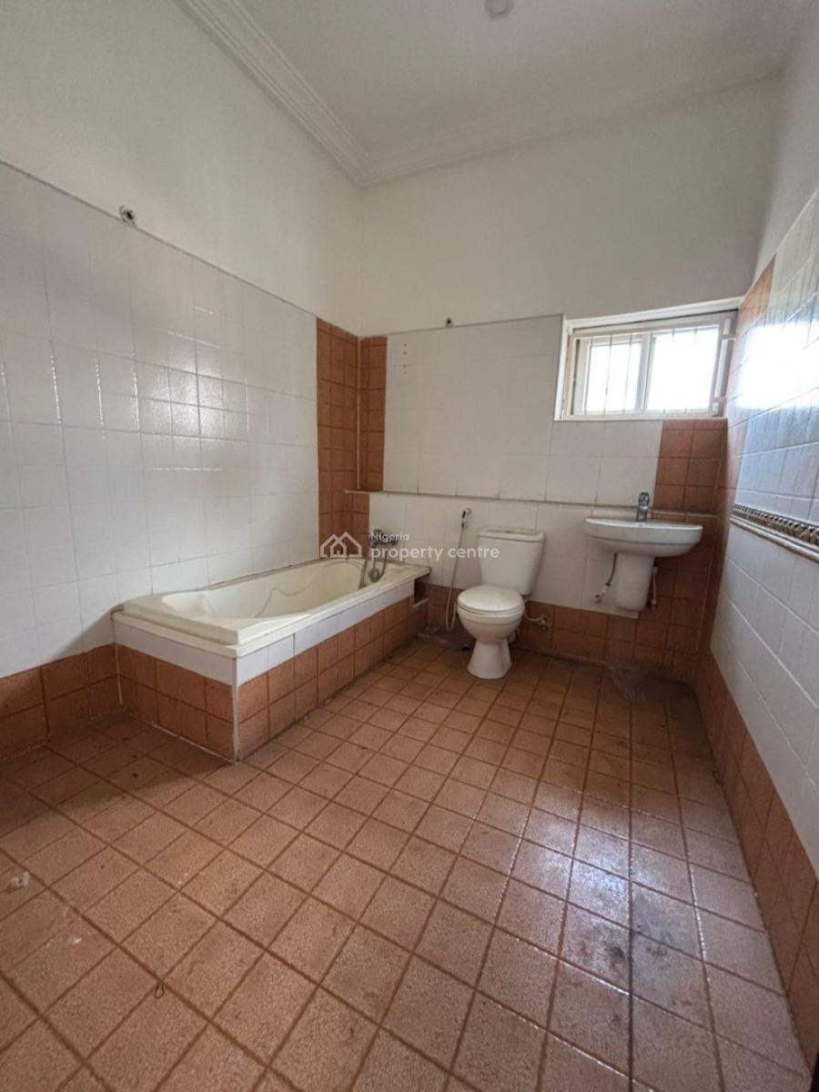 Well-maintained 4-bedroom Duplex with Bq, Lekki Phase 1, Lekki, Lagos, House for Rent