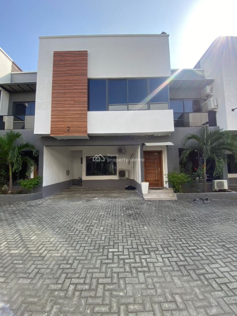 4 Bedroom Terrace Duplex with a Spacious Bq, Osapa, Lekki, Lagos, Terraced Duplex for Rent