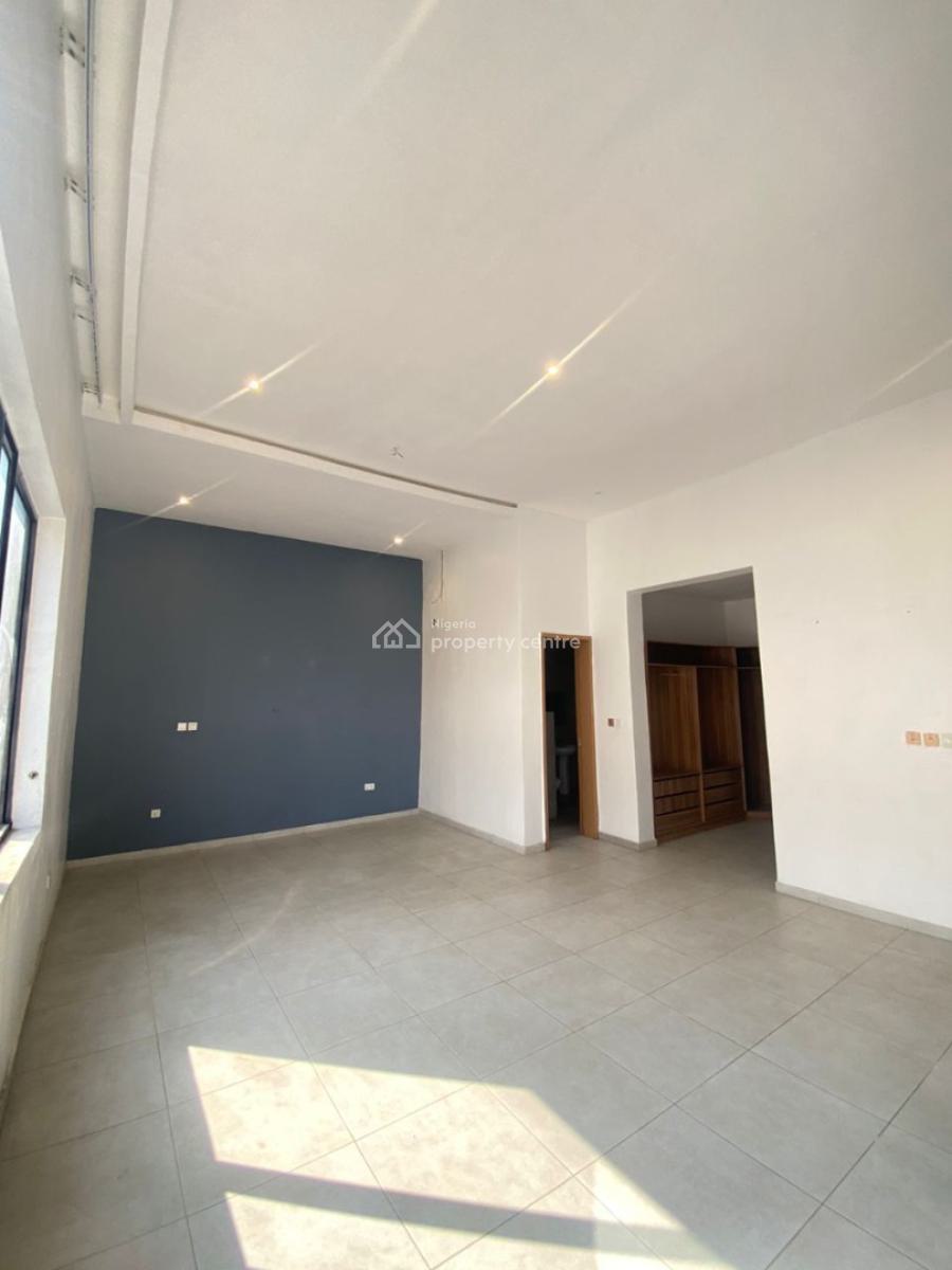 4 Bedroom Terrace Duplex with a Spacious Bq, Osapa, Lekki, Lagos, Terraced Duplex for Rent