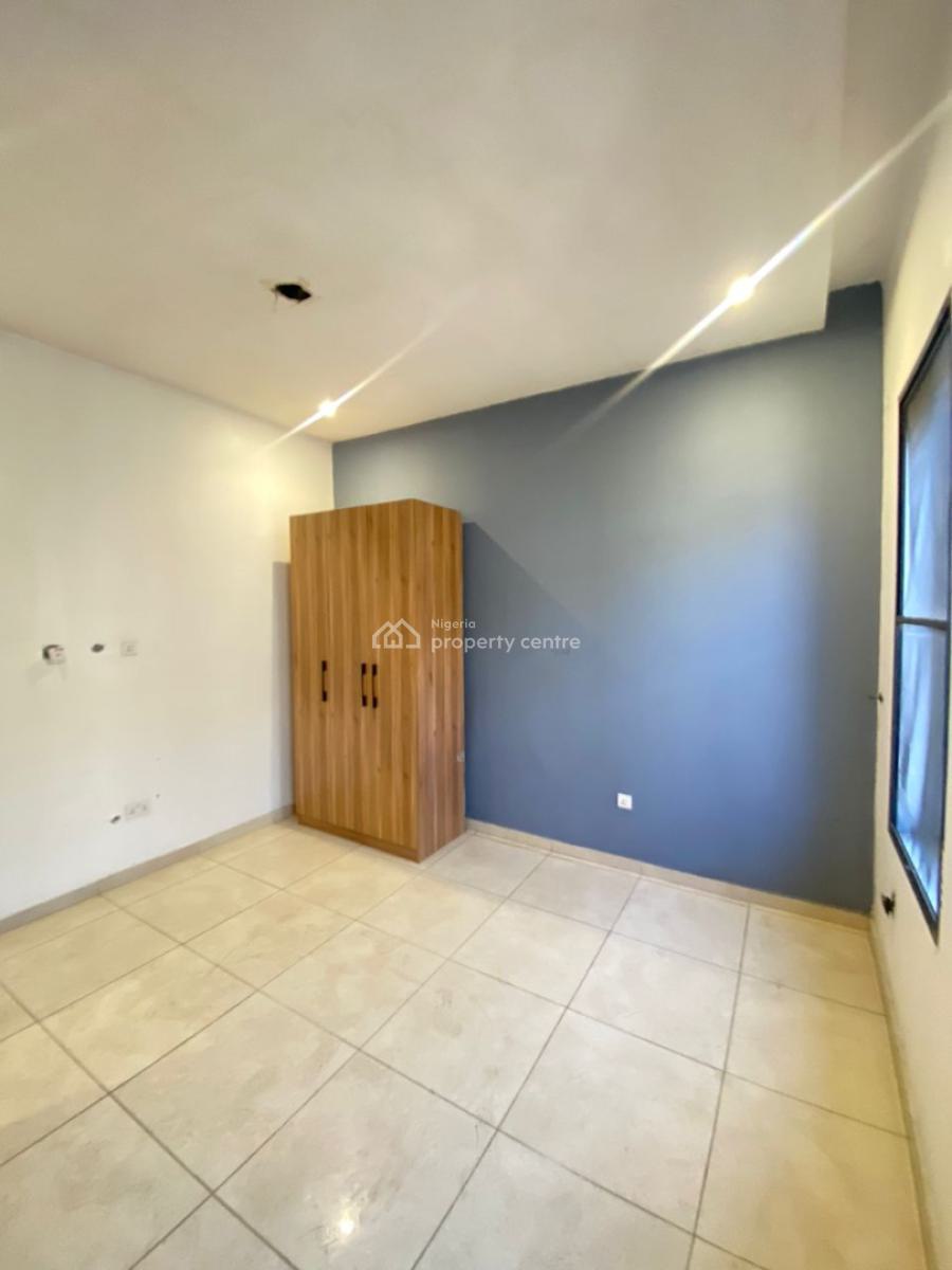 4 Bedroom Terrace Duplex with a Spacious Bq, Osapa, Lekki, Lagos, Terraced Duplex for Rent